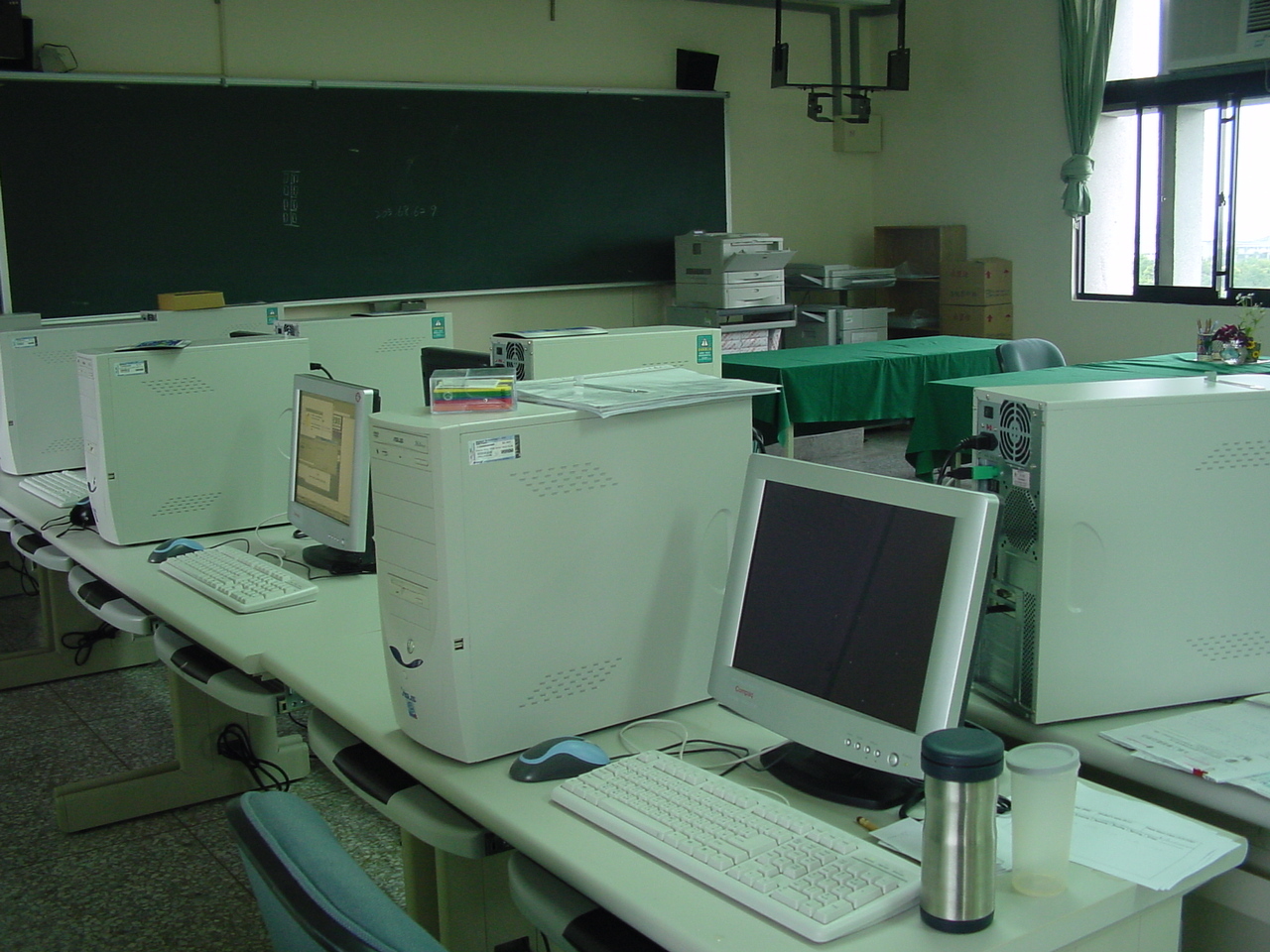 電腦液晶螢幕節能